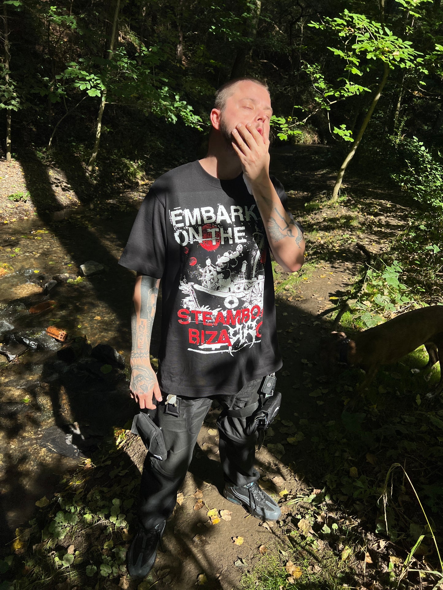 STEAMBOAT T-SHIRT - BIZARRO
