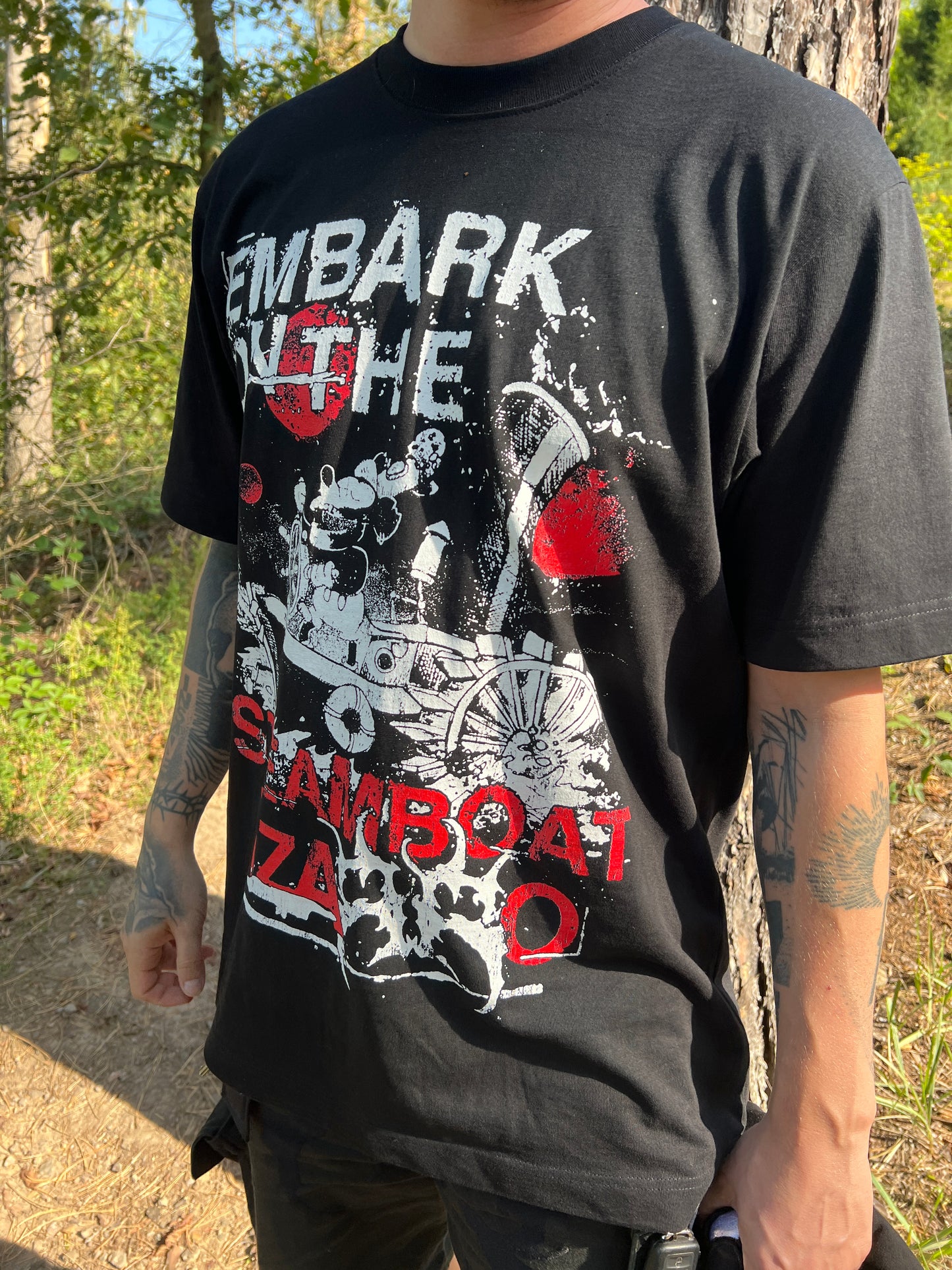 STEAMBOAT T-SHIRT - BIZARRO