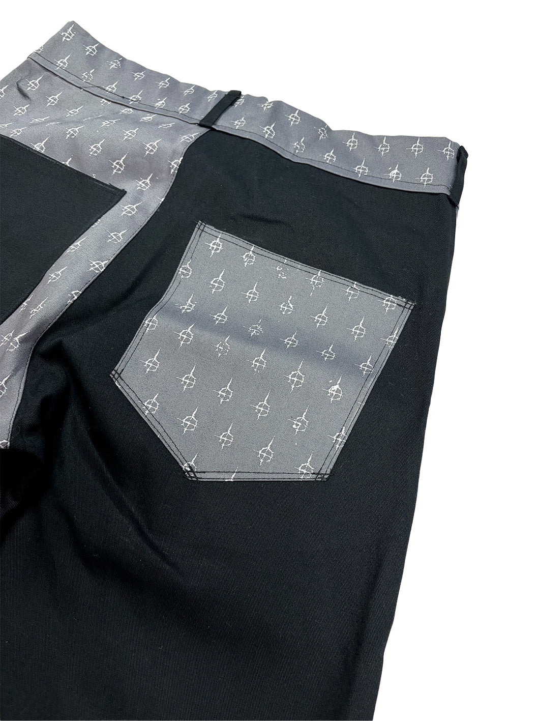 TWOFACE SHORTS