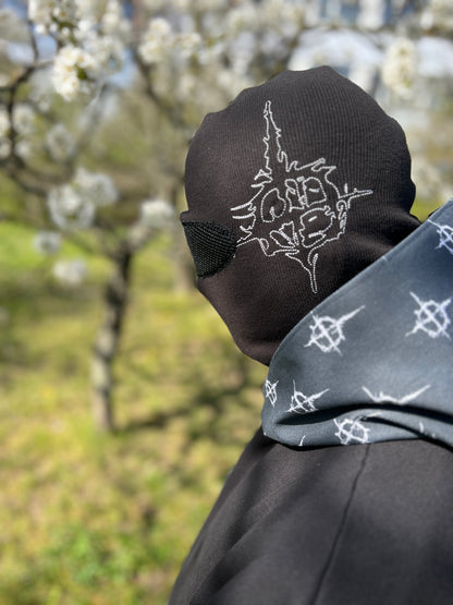 TARGET MASK